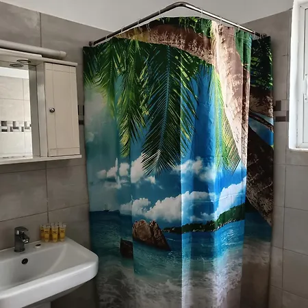 아파트 Lilian's Seaview-party Street-youth Rhodes City