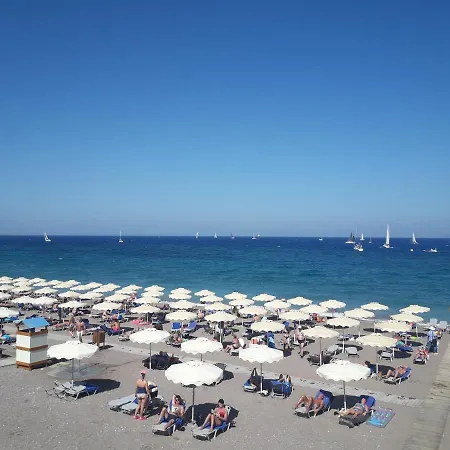Lilian's Seaview-party Street-youth * Rhodes City
