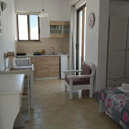 Lilian's Seaview-party Street-youth Apartamento