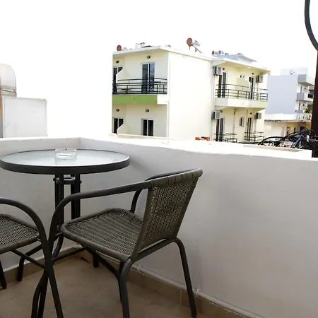 Lilian's Seaview-party Street-youth Apartamento *