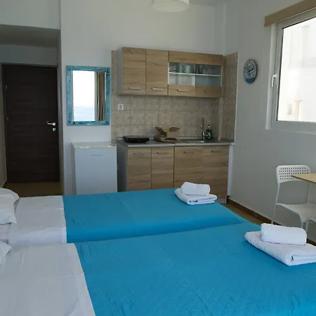 Apartment Lilian's Seaview-party Street-youth *