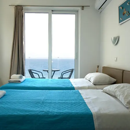 Apartmán Lilian's Seaview-party Street-youth *