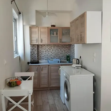 Apartamento Lilian's Seaview-party Street-youth Rhodes City