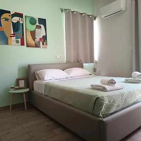 Apartamento Lilian's Seaview-party Street-youth
