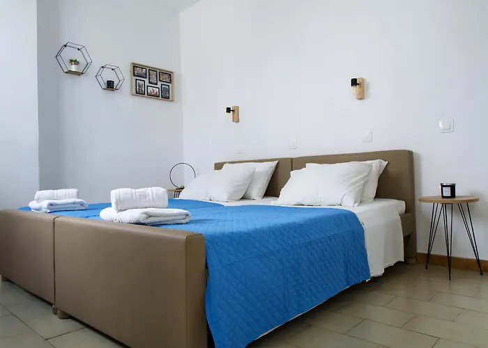 Lilian's Seaview-party Street-youth Apartamento Rhodes City