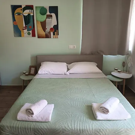 Apartamento Lilian's Seaview-party Street-youth *